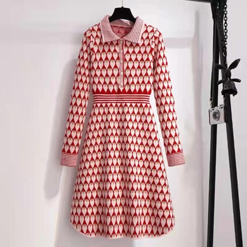 Casual Dresses 2023 Spring Women Vintage Red Love Heart Knitted Ladies Clothing Elegant Single Breasted Long Sleeve Midi Sweater Dress
Casual Dresses 2023 Spring Women Vintage Red Love Heart Knitted Ladies Clothing Elegant Single Breasted Long Sleeve Midi Sweater Dress
