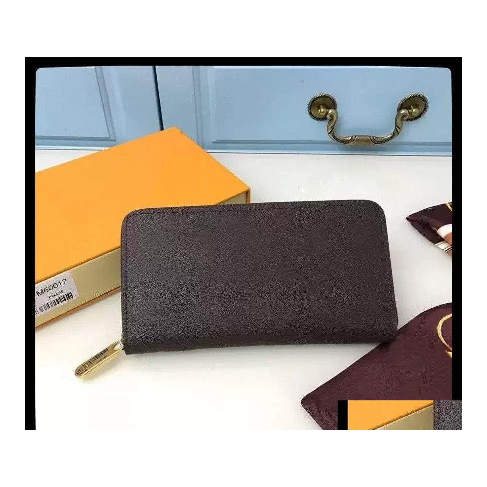Wallets Fashion Women Clutch Purse Pu Leather Coin Wallet Card Holder Single Zipper Ladies Long Classical Purses With Orange Box Dro Dhhaz, Black embossing
Wallets Fashion Women Clutch Purse Pu Leather Coin Wallet Card Holder Single Zipper Ladies Long Classical Purses With Orange Box Dro Dhhaz, Black embossing