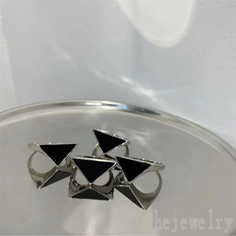 Triangle silver color engagement ring men letters bague adjustable size 1JA066_2DSP_F0002 street jewelry black womens rings winter enamelled letters ZB040 F23
Triangle silver color engagement ring men letters bague adjustable size 1JA066_2DSP_F0002 street jewelry black womens rings winter enamelled letters ZB040 F23
