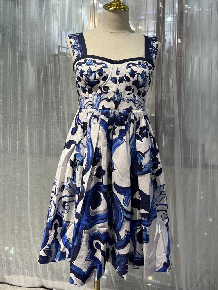 Casual Dresses Red RoosaRosee Blue And White Porcelain Print Vacation Party Cotton Spaghetti Strap Dress Summer 2023 Women Vestidos Robe, Color
Casual Dresses Red RoosaRosee Blue And White Porcelain Print Vacation Party Cotton Spaghetti Strap Dress Summer 2023 Women Vestidos Robe, Color