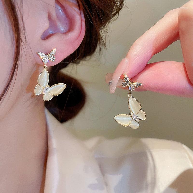 Dangle Earrings 2023 Ins Temperament Butterfly Earring For Women Charm Micro Inlaid Zircon Stud Wedding Jewelry Birthday Gift
Dangle Earrings 2023 Ins Temperament Butterfly Earring For Women Charm Micro Inlaid Zircon Stud Wedding Jewelry Birthday Gift