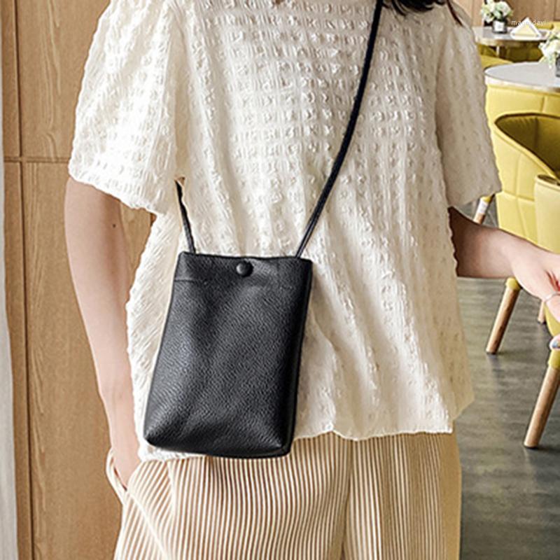 Evening Bags WomenPU Leather Handbags Female Large Capacity Shoulder Phone Pocket Card Holders Crossbody For Girl 1PC Bolsa, Black
Evening Bags WomenPU Leather Handbags Female Large Capacity Shoulder Phone Pocket Card Holders Crossbody For Girl 1PC Bolsa, Black