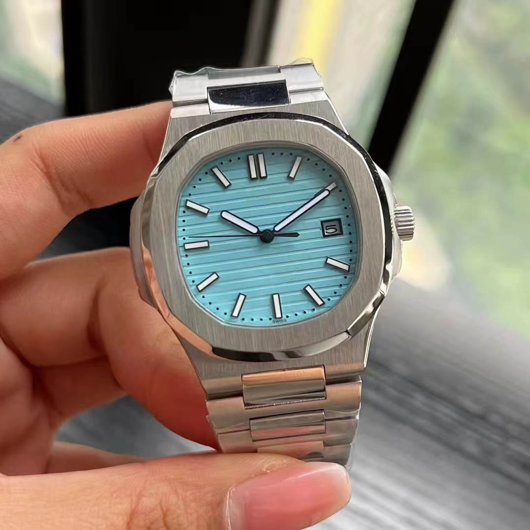 Fashion men's automatic mechanical watch waterproof 40mm stainless steel folding buckle men's watch, As shown in the picture
Fashion men's automatic mechanical watch waterproof 40mm stainless steel folding buckle men's watch, As shown in the picture