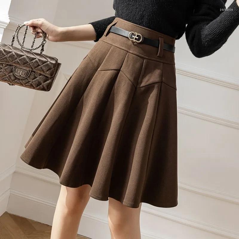 Skirts 2023 Autumn Winter Streetwear Corduroy Pleated Short Women Faldas Girls Cute High Waist A-Line Mini Skirt, Auburn
Skirts 2023 Autumn Winter Streetwear Corduroy Pleated Short Women Faldas Girls Cute High Waist A-Line Mini Skirt, Auburn