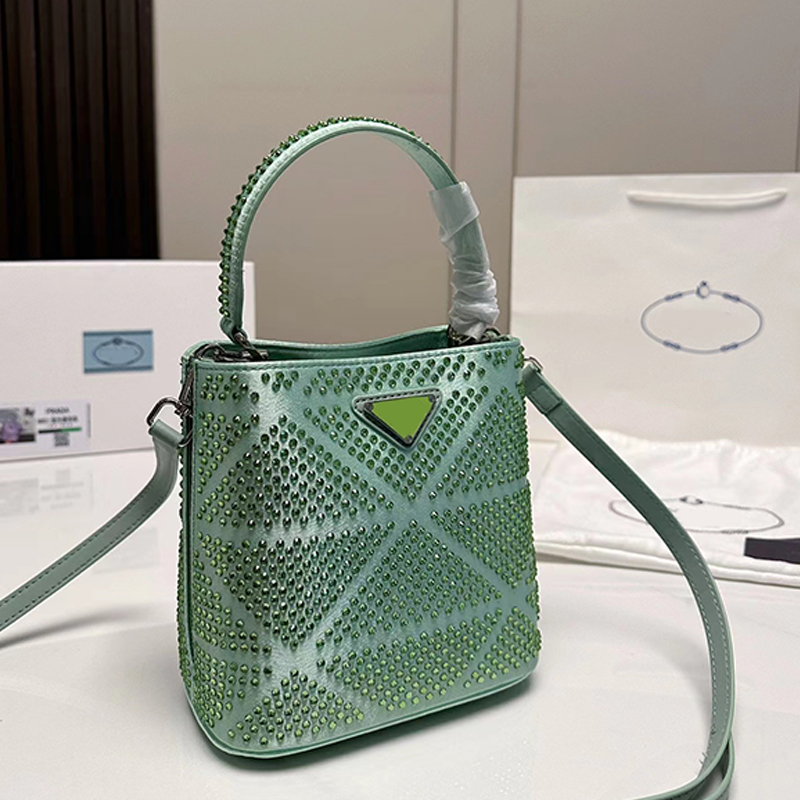 brand luxury bucket bag black P home panier diagonal bag shoulder bags tote famous designer Triangle sign mini bucket bags
brand luxury bucket bag black P home panier diagonal bag shoulder bags tote famous designer Triangle sign mini bucket bags