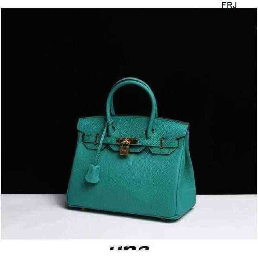 Designer Bags Birkin Handbags Herms Womens Handbag Picotin 18 22 Lake Green Layer Cow Leather Medium Classic Platinum Lychee Grain Have Logo frj, Lake green - medium (30cm) with
Designer Bags Birkin Handbags Herms Womens Handbag Picotin 18 22 Lake Green Layer Cow Leather Medium Classic Platinum Lychee Grain Have Logo frj, Lake green - medium (30cm) with