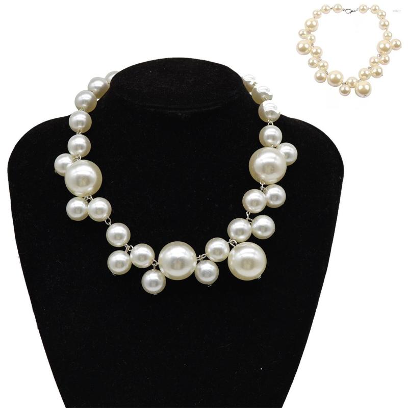 Pendant Necklaces Women White Imitation Pearl Round Beads Cluster Charm Necklace Jewelry
Pendant Necklaces Women White Imitation Pearl Round Beads Cluster Charm Necklace Jewelry