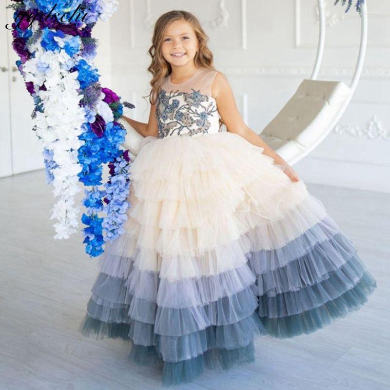 Girl Dresses Design Tulle Tiered Flower For Wedding 2023 Lace Appliques Beading Sleeveless Princess First Communion Gowns, Custom made color
Girl Dresses Design Tulle Tiered Flower For Wedding 2023 Lace Appliques Beading Sleeveless Princess First Communion Gowns, Custom made color