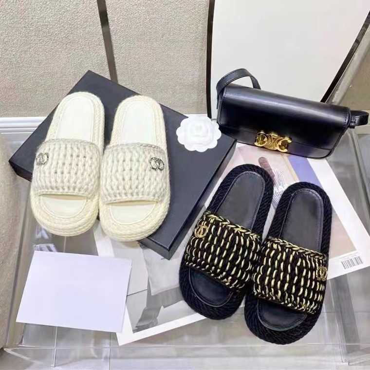 Designer slides channel slipper sandals Gaoding woven thick soled slippers women's summer knitted one line slipper net infrared wear casual, White
Designer slides channel slipper sandals Gaoding woven thick soled slippers women's summer knitted one line slipper net infrared wear casual, White