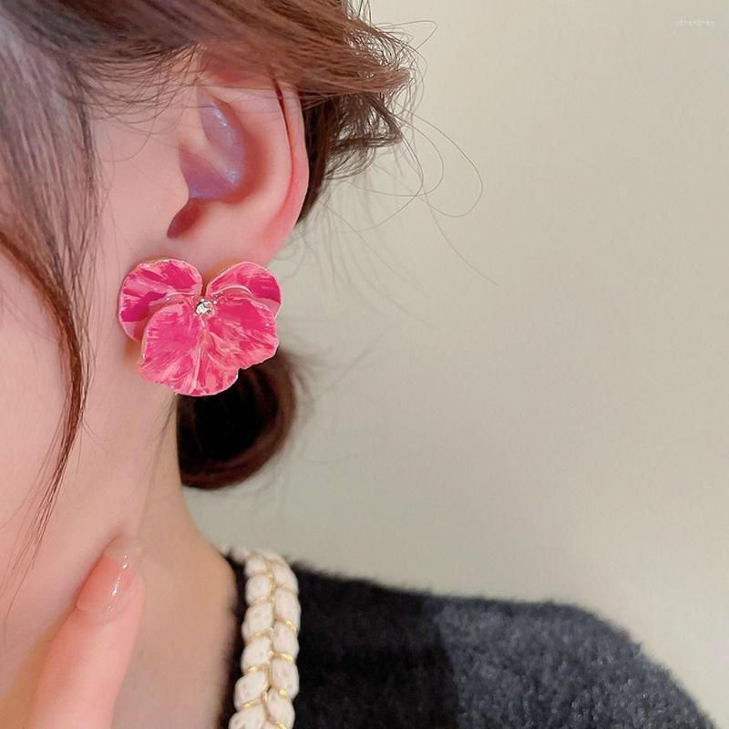 Stud Earrings 1 Pair Large Petal Alloy Three-dimensional Women Korean Style Ear Studs Cute Fashion Jewelry
Stud Earrings 1 Pair Large Petal Alloy Three-dimensional Women Korean Style Ear Studs Cute Fashion Jewelry