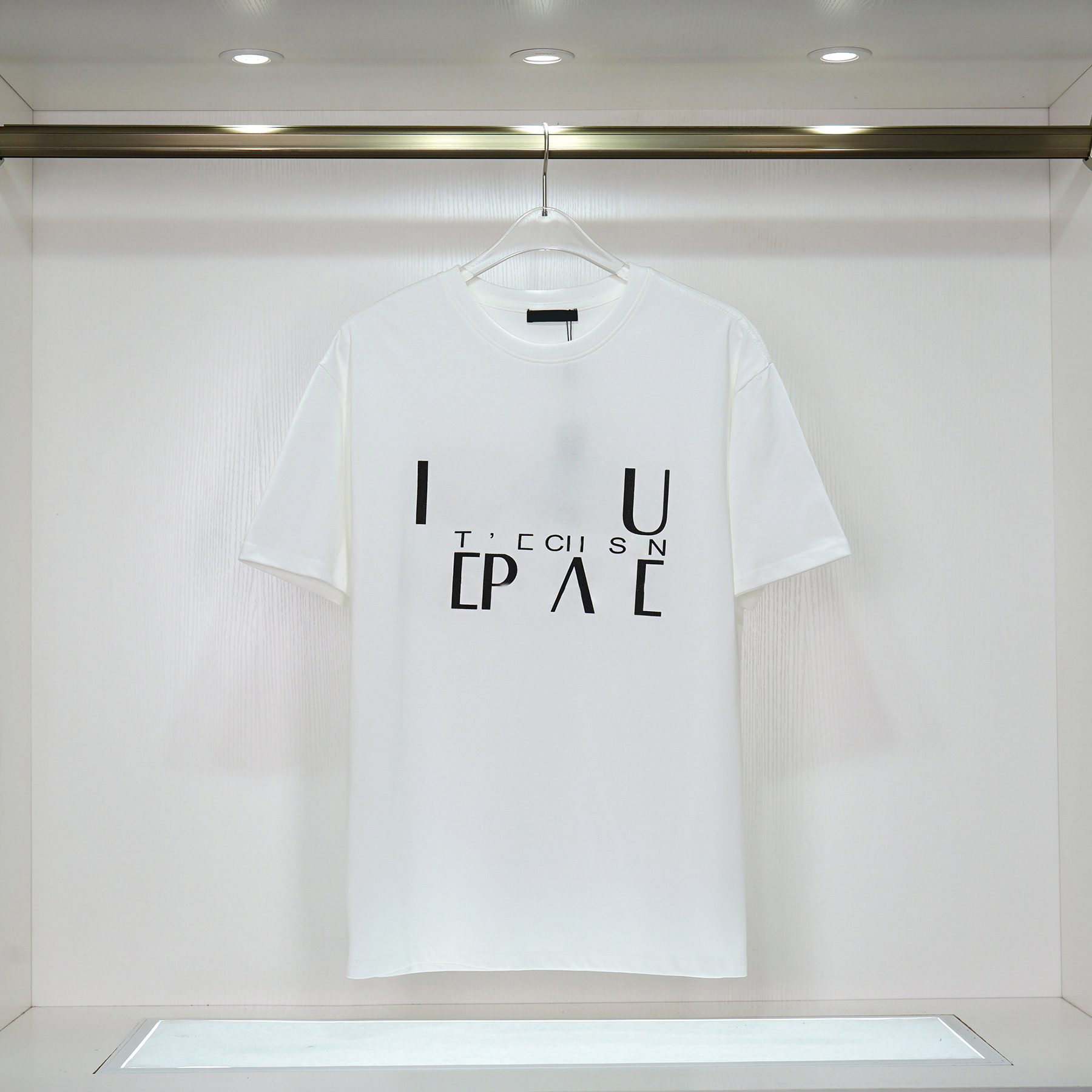 Designers T-shirts Fashion T Shirts Mens Women Hardware decoration leaves Letter Shirt Casual Joker White cotton short sleeve tee tide brand shirt Tops Tees white SML
Designers T-shirts Fashion T Shirts Mens Women Hardware decoration leaves Letter Shirt Casual Joker White cotton short sleeve tee tide brand shirt Tops Tees white SML