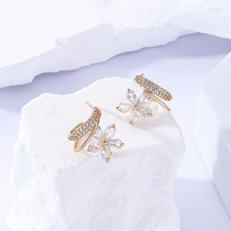 Stud Earrings 2023 Arrival Flower Fashion Metal Women Classic Spring Summer Cute Elegant Female Trendy Jewelry
Stud Earrings 2023 Arrival Flower Fashion Metal Women Classic Spring Summer Cute Elegant Female Trendy Jewelry
