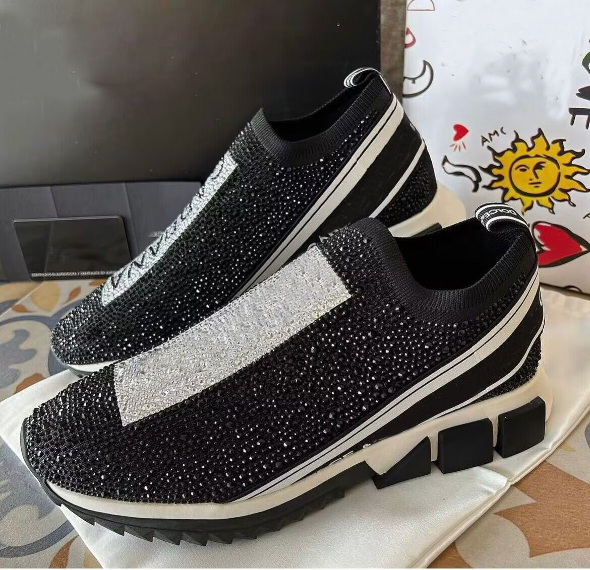 with box Famous Brand Sorrento Men Sneakers Shoes White Black Blue Fusible Crystals Trainers Comfort Outdoor Perfect Trainers Mens Skate dg dolcely gabbana