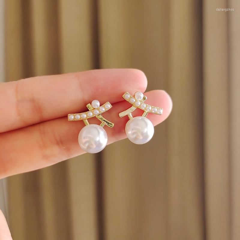 Stud Earrings Korean Fashion White Pearl For Women Rhinestone Heart Designer Geometric Jewelry Personalized Trendy Gift 2023
Stud Earrings Korean Fashion White Pearl For Women Rhinestone Heart Designer Geometric Jewelry Personalized Trendy Gift 2023
