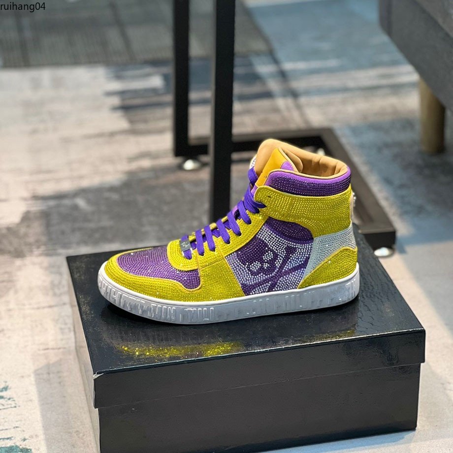 Running shoes men's casual High help PIEIN sports PHILIPP Real leather Sneakers Storm outdoor chaussures de designer Christmas mnbvxxx rh40000001
Running shoes men's casual High help PIEIN sports PHILIPP Real leather Sneakers Storm outdoor chaussures de designer Christmas mnbvxxx rh40000001
