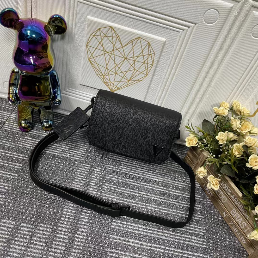 Fashion Designers Women Handbags Shoulder Bags Luxurys Lady Crossbody Highs Quality Classic Flowers Leather Messenger Totes Double Zip Pochette Purses M82085, Black
Fashion Designers Women Handbags Shoulder Bags Luxurys Lady Crossbody Highs Quality Classic Flowers Leather Messenger Totes Double Zip Pochette Purses M82085, Black