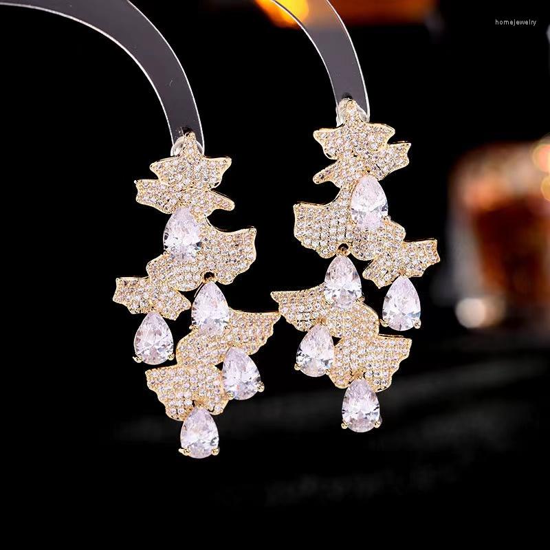 Dangle Earrings EYER Luxury Top Grade Retro Christmas Dro Earring Cubic Zirconia Big Charm Women Fashion Jewelry Wedding Party Gift
Dangle Earrings EYER Luxury Top Grade Retro Christmas Dro Earring Cubic Zirconia Big Charm Women Fashion Jewelry Wedding Party Gift