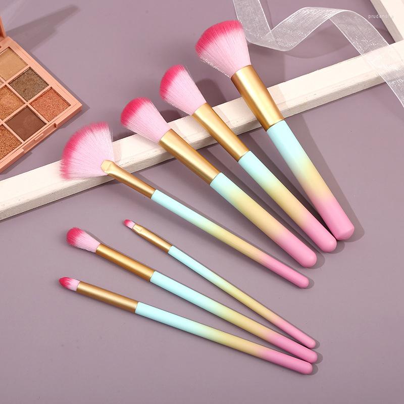 Makeup Brushes 7pcs Brush Set Two-color Head Cosmetics Beginner Loose Powder Eye Shadow Concealer Blending Tool
Makeup Brushes 7pcs Brush Set Two-color Head Cosmetics Beginner Loose Powder Eye Shadow Concealer Blending Tool