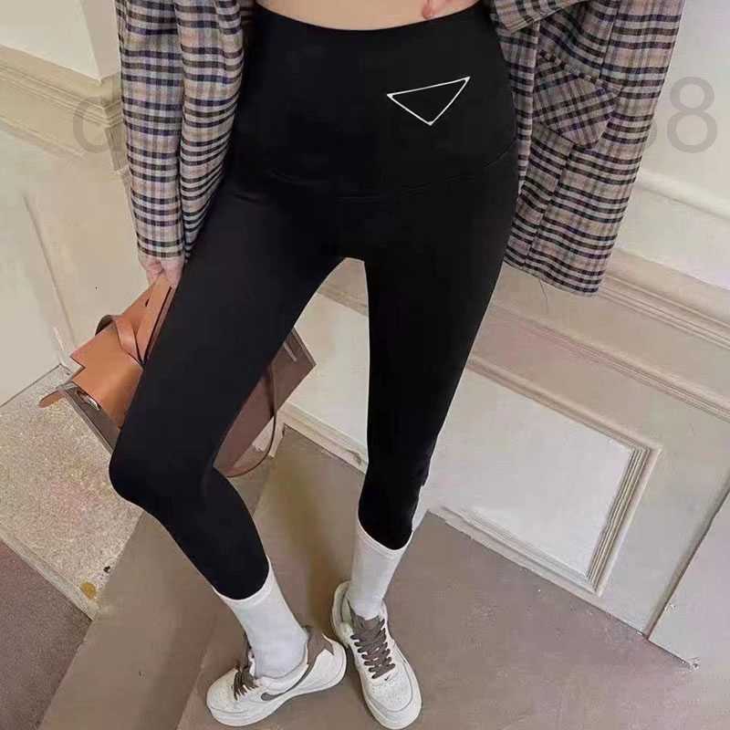 Women' Leggings Designer Women Pants Fashion Triangle and Letter Print Tight Thin Legging Lady Sport Casul Joggers ZYXS, Black
Women' Leggings Designer Women Pants Fashion Triangle and Letter Print Tight Thin Legging Lady Sport Casul Joggers ZYXS, Black