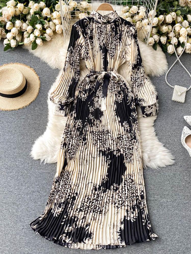 Casual Dresses 2023 Spring Retro Print Pleated Long Maxi Vestidos Femininity Small Stand-up Collar Puff Sleeve Slim Holiday Dress C293, Beige
Casual Dresses 2023 Spring Retro Print Pleated Long Maxi Vestidos Femininity Small Stand-up Collar Puff Sleeve Slim Holiday Dress C293, Beige