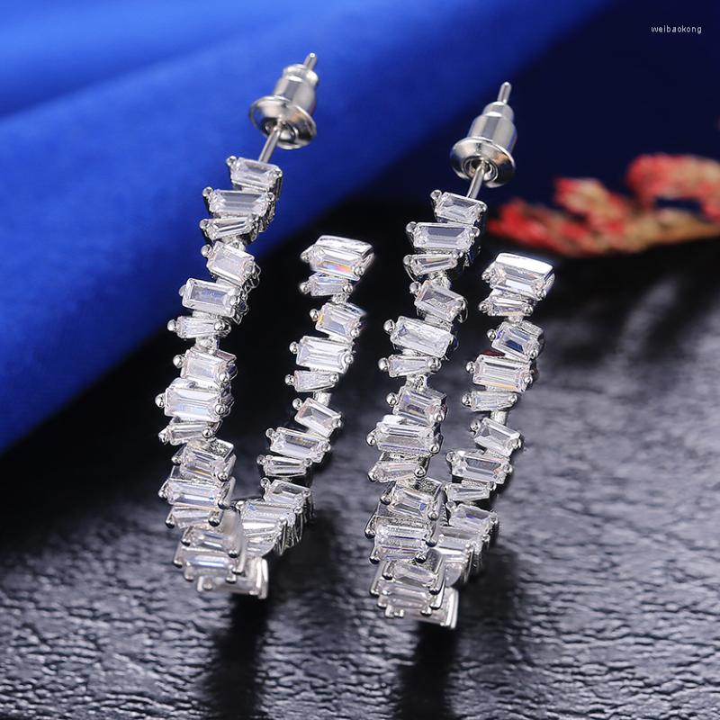 Hoop Earrings CAOSHI Fashion Inlaid Irregular Shiny Zirconia For Women Silver Color/Rose Gold Color High Quality Party Jewelry
Hoop Earrings CAOSHI Fashion Inlaid Irregular Shiny Zirconia For Women Silver Color/Rose Gold Color High Quality Party Jewelry