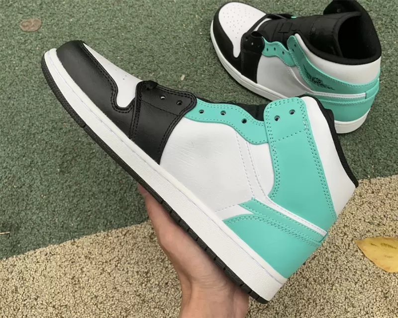 2023 Jumpman 1 Mid Tropical Twist Basketball Shoes Sports Outdoor Sneakers Whit Box, Black blue
2023 Jumpman 1 Mid Tropical Twist Basketball Shoes Sports Outdoor Sneakers Whit Box, Black blue