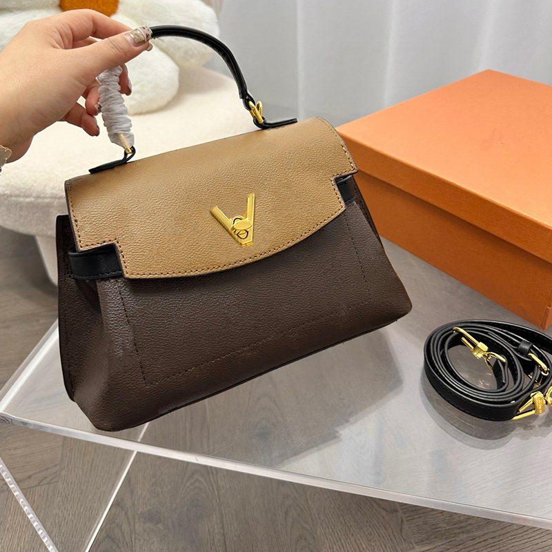Designers Shoulder Bags Classic Luxurys Leather Handbags Girl Fashion Women Cross Body CrossBody Totes, L01
Designers Shoulder Bags Classic Luxurys Leather Handbags Girl Fashion Women Cross Body CrossBody Totes, L01