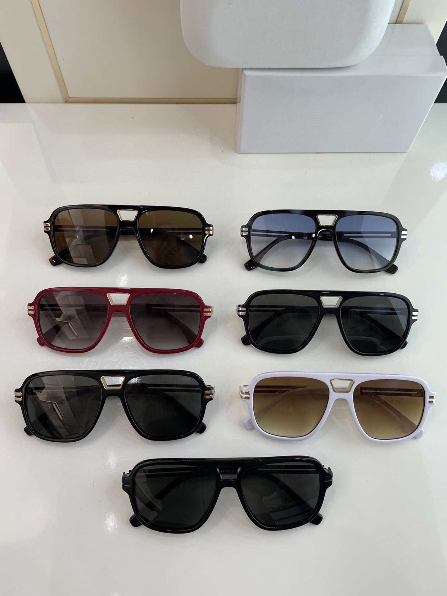 Men Sunglasses For Women Latest Selling Fashion Sun Glasses Mens Sunglass Gafas De Sol Glass UV400 Lens With Random Matching Box MJ423S
Men Sunglasses For Women Latest Selling Fashion Sun Glasses Mens Sunglass Gafas De Sol Glass UV400 Lens With Random Matching Box MJ423S