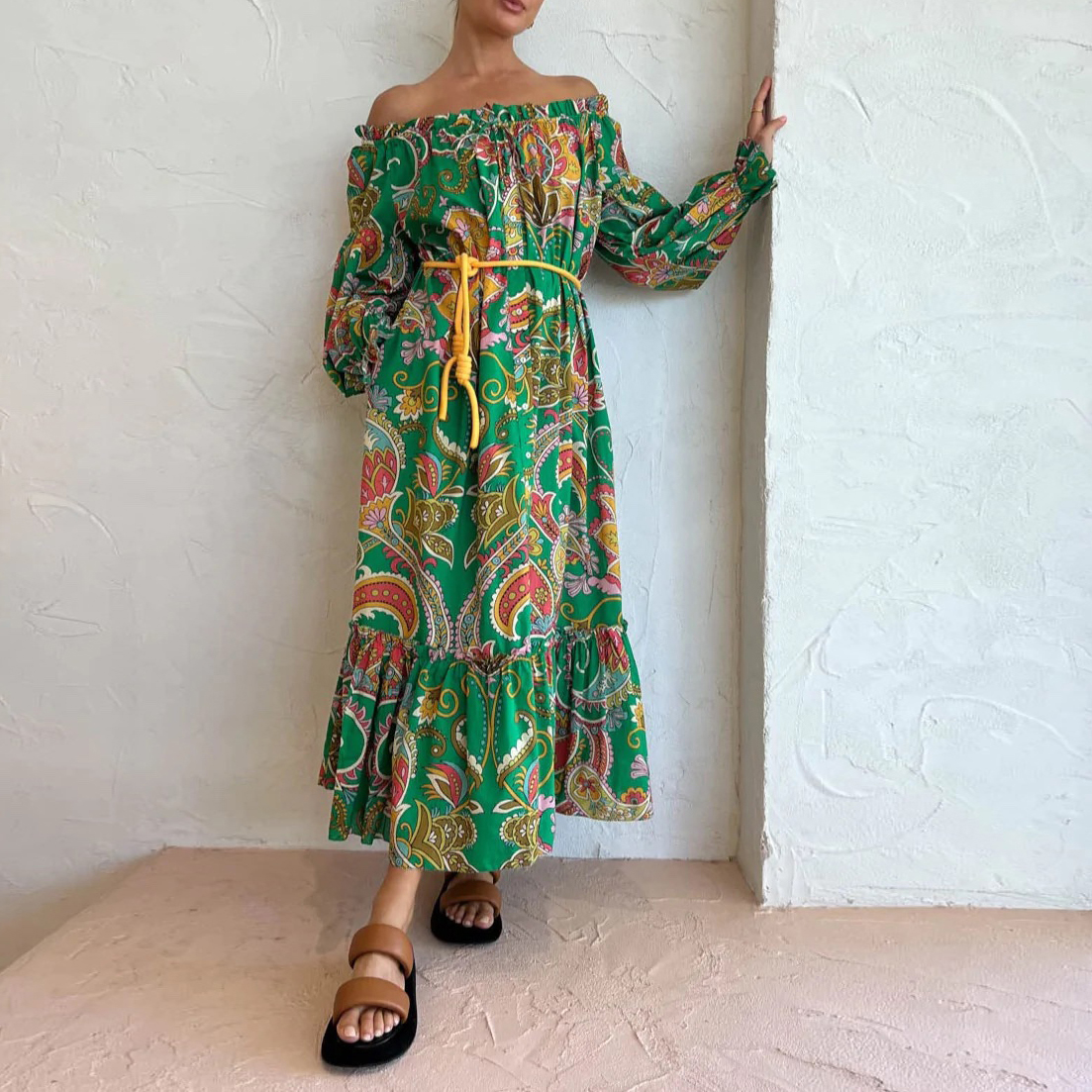 Australian designer dress elastic neckline off shoulder green floral print shirt dress
Australian designer dress elastic neckline off shoulder green floral print shirt dress