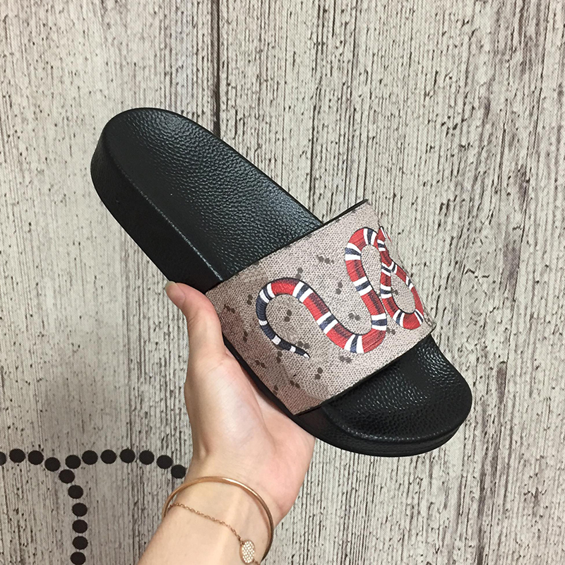 Designer Beach Slippers Rubbers Foam Sandals For Women Men Snake Print Flowers Slides Summer Ladies Fashion Luxury Casual Home Flat Shoes Black, 09
Designer Beach Slippers Rubbers Foam Sandals For Women Men Snake Print Flowers Slides Summer Ladies Fashion Luxury Casual Home Flat Shoes Black, 09