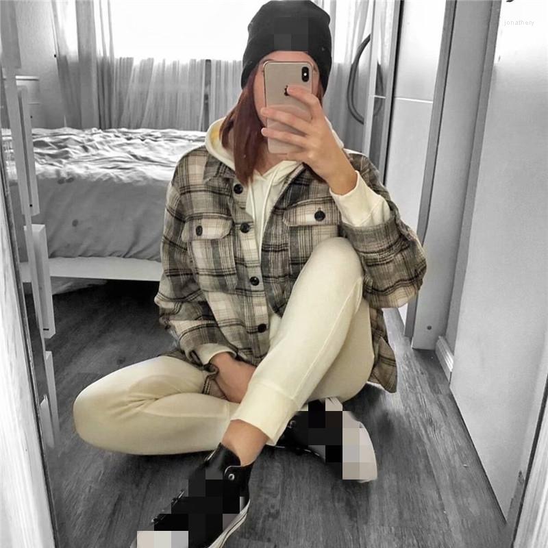 Women' Blouses Autumn And Winter Women' Long-sleeved Plaid Shirt Button Placket Lapel Pocket Decoration Long Tops Ladies Loose Street, Black
Women' Blouses Autumn And Winter Women' Long-sleeved Plaid Shirt Button Placket Lapel Pocket Decoration Long Tops Ladies Loose Street, Black