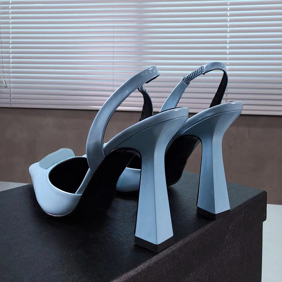latest fashion Pink Patent Leather high-heeled shoes pointed decorative pump 11cm Dress dinner shoes Luxury Designer Sandals
latest fashion Pink Patent Leather high-heeled shoes pointed decorative pump 11cm Dress dinner shoes Luxury Designer Sandals