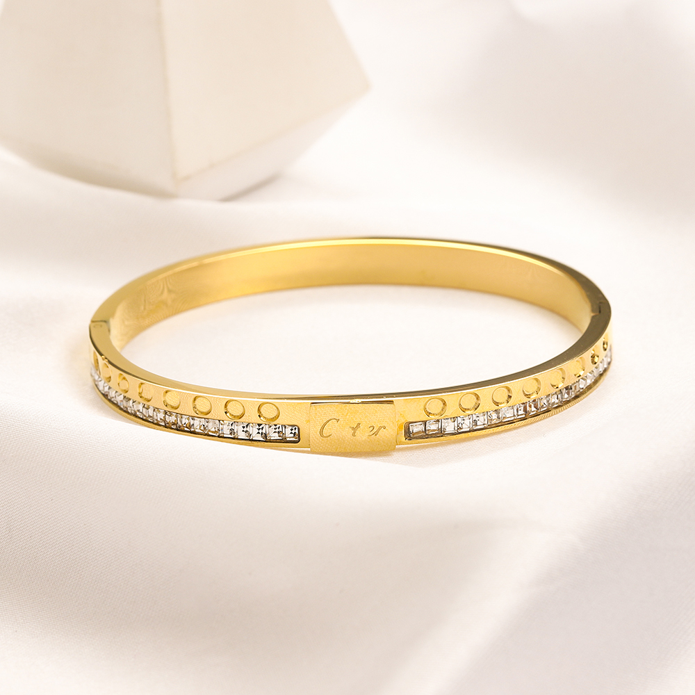 Designer Bangle Bracelet 18K Gold Bracelet 925 Silver Fashion Women's Design Bracelet Stainless Steel Jewelry Springtime Accessories Simple Google Gift Family, Zg2235-gold
Designer Bangle Bracelet 18K Gold Bracelet 925 Silver Fashion Women's Design Bracelet Stainless Steel Jewelry Springtime Accessories Simple Google Gift Family, Zg2235-gold