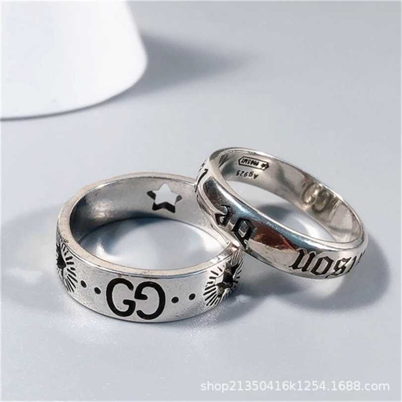 2023 Designer New Fashion jewelry Gujia double star hollowed out male and female lovers 925 silver letters Valentine's Day gift pair ring trend
2023 Designer New Fashion jewelry Gujia double star hollowed out male and female lovers 925 silver letters Valentine's Day gift pair ring trend