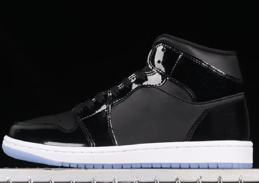 2023 Newest Favorite Basketball shoes Jumpman 1 Mid Space Jam Man Black Dark Concord White I Fashion Sport Sneakers Chaussures Ship With Box Size US7-12
2023 Newest Favorite Basketball shoes Jumpman 1 Mid Space Jam Man Black Dark Concord White I Fashion Sport Sneakers Chaussures Ship With Box Size US7-12