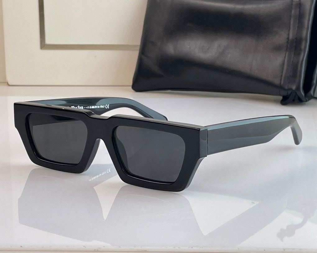 Fashion trendy designer 1002 mens women sunglasses classic acetate square shape glasses summer avant-garde personality style Anti-Ultraviolet come with case
Fashion trendy designer 1002 mens women sunglasses classic acetate square shape glasses summer avant-garde personality style Anti-Ultraviolet come with case