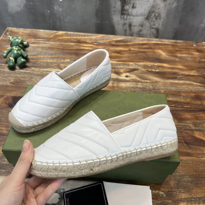 Matelasse Canvas Jacquard Espadrille Casual Shoes Designer Double G Leather Espadrilles vrouwen Casual Spring Loafers Fishman Schoenmaat 35-42, Color 6
Matelasse Canvas Jacquard Espadrille Casual Shoes Designer Double G Leather Espadrilles vrouwen Casual Spring Loafers Fishman Schoenmaat 35-42, Color 6
