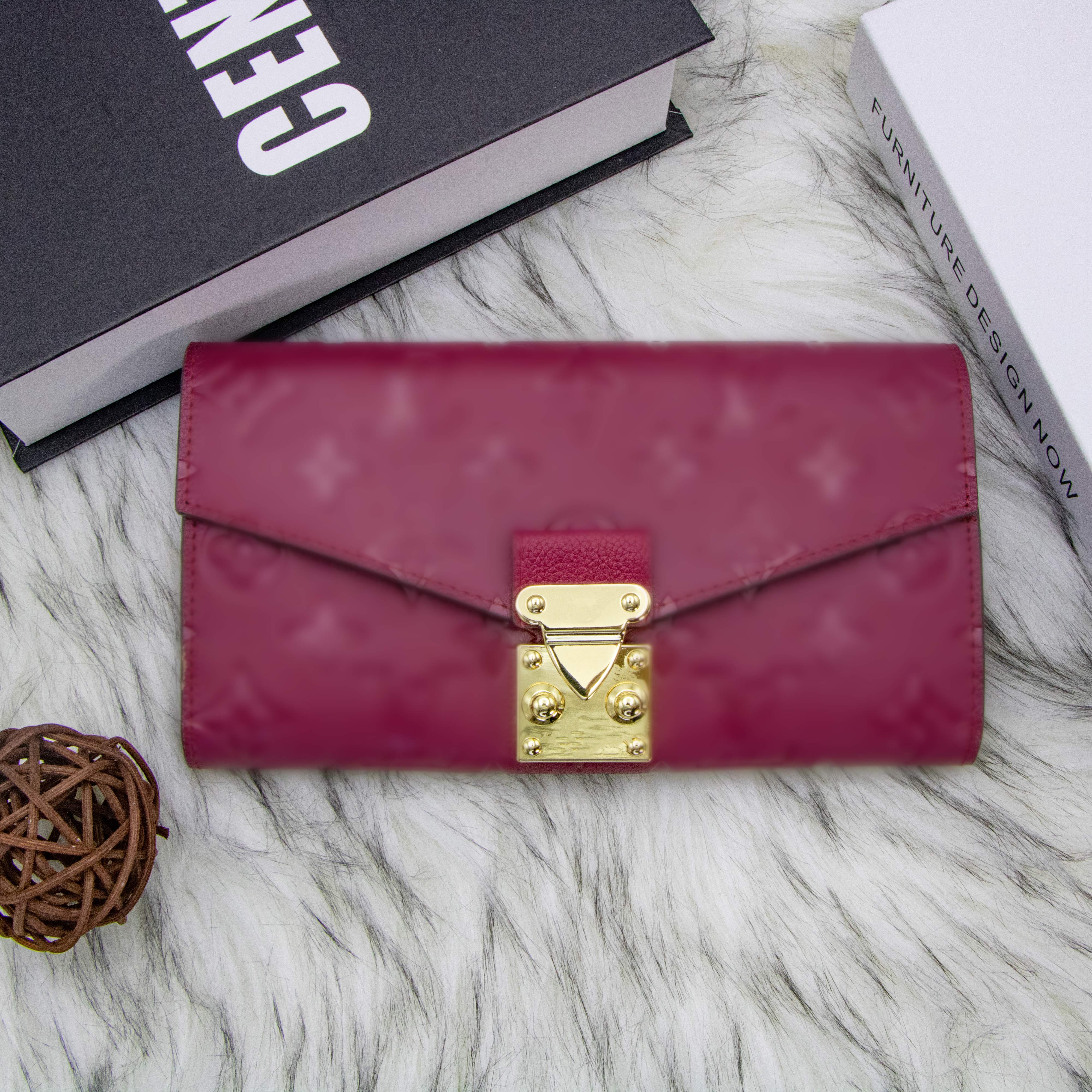 fashion long wallet Mens Designer card holder key pouch womens Luxury presbyopia embossing wristlets keychain passport holders Leather cases pocket bag organizer, Fuchsia
fashion long wallet Mens Designer card holder key pouch womens Luxury presbyopia embossing wristlets keychain passport holders Leather cases pocket bag organizer, Fuchsia