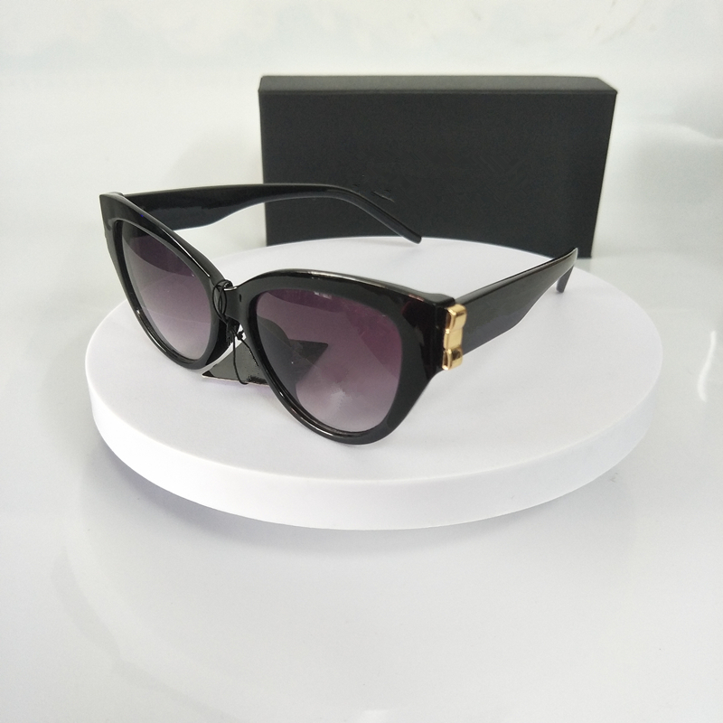 Cat Eye Sunglasses For Woman Uv Protection Oversized Square Eyewear Ladies Vintage Designers Sun Glasses
Cat Eye Sunglasses For Woman Uv Protection Oversized Square Eyewear Ladies Vintage Designers Sun Glasses