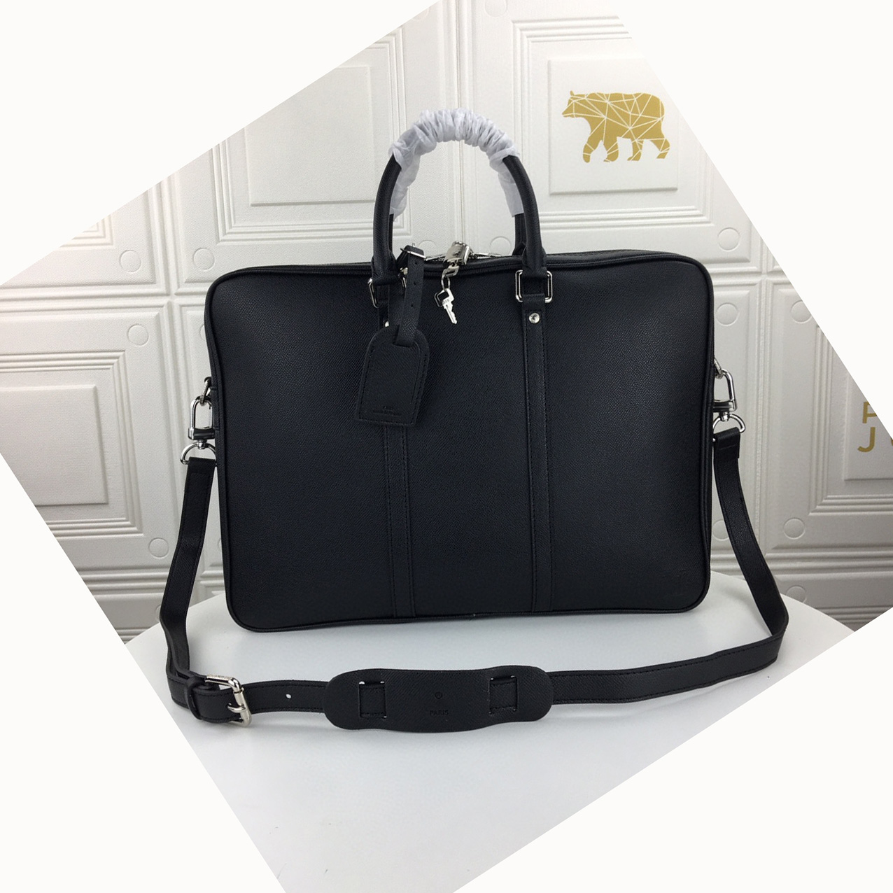 Black cross Genuine Leather Mens Briefcase Business Bags Casual Business Men Messenger Bag Vintage Mens Crossbody Bag Mens briefcase Shoulder Bags Laptop Bag, Size:39*29*7cm
Black cross Genuine Leather Mens Briefcase Business Bags Casual Business Men Messenger Bag Vintage Mens Crossbody Bag Mens briefcase Shoulder Bags Laptop Bag, Size:39*29*7cm