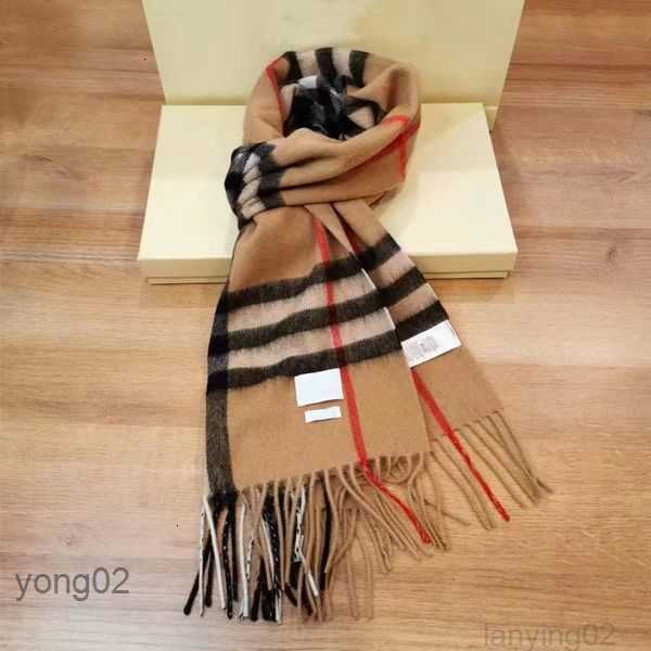 Winter 100% Cashmere Designer Scarf High-grade Soft Thick Fashion Mens Womens Luxury Scarves Neutral Classic Plaid Large Capebu59
Winter 100% Cashmere Designer Scarf High-grade Soft Thick Fashion Mens Womens Luxury Scarves Neutral Classic Plaid Large Capebu59