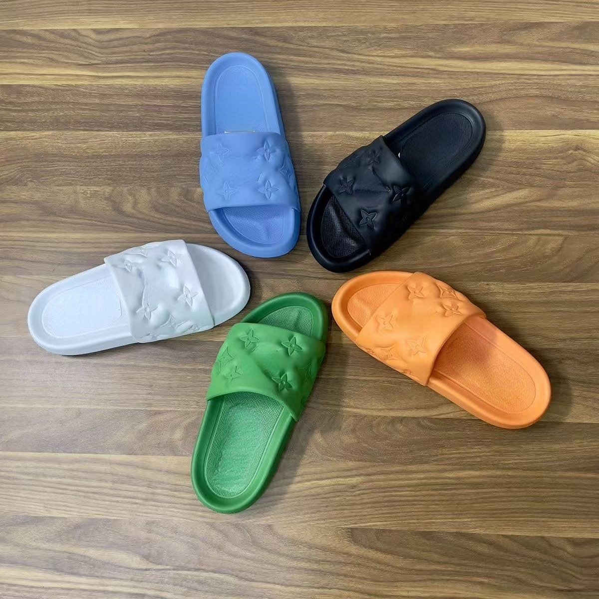 2023 tide brand fashion new couple slippers OP25 men's and women's outdoor beach leisure sandals flip-flops, Mode other model contact with us
2023 tide brand fashion new couple slippers OP25 men's and women's outdoor beach leisure sandals flip-flops, Mode other model contact with us