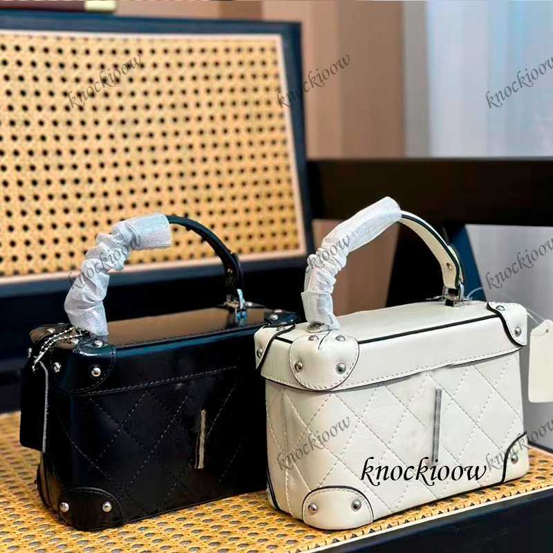 Genuine Leather luxury designer bag shoulder crossbody bags chain belt bag hobo women black the tote and handbags womens totes luxurys handbag 230319
Genuine Leather luxury designer bag shoulder crossbody bags chain belt bag hobo women black the tote and handbags womens totes luxurys handbag 230319