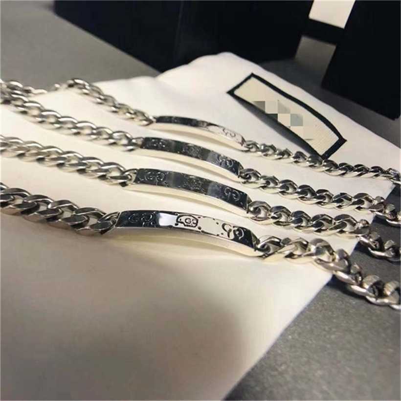 2023 Designer New Fashion jewelry Gujia 925 Silver Double little Ghost Skull punk hip hop fashion same couple Bracelet
2023 Designer New Fashion jewelry Gujia 925 Silver Double little Ghost Skull punk hip hop fashion same couple Bracelet