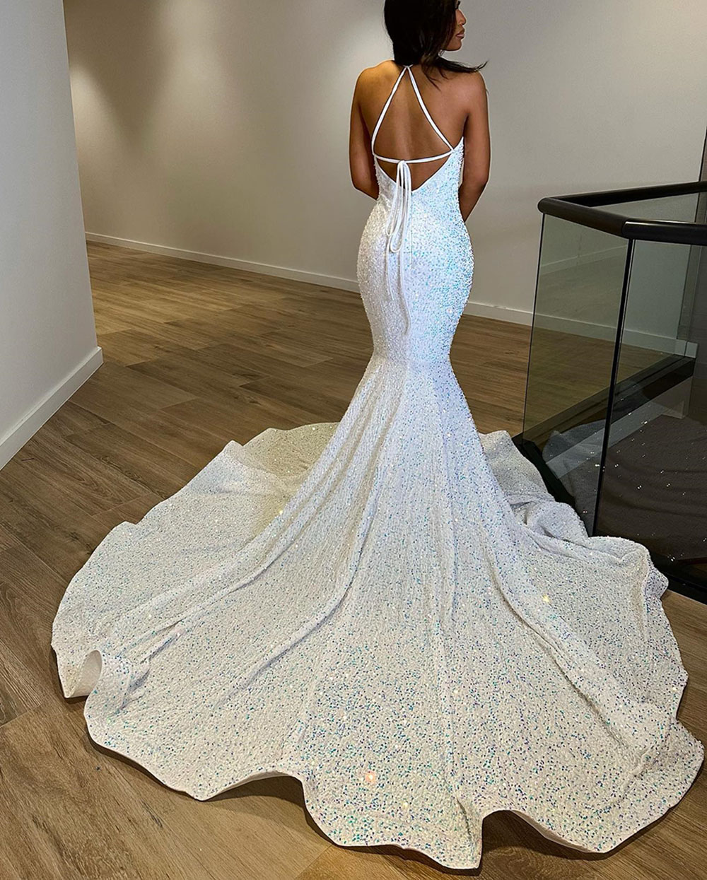Sexy Mermaid Evening Dress 2023 V-neck Sequin White Backless Sequined Prom Formal Gowns African Black Girl Robe De Soiree Vestidos Feast Formel