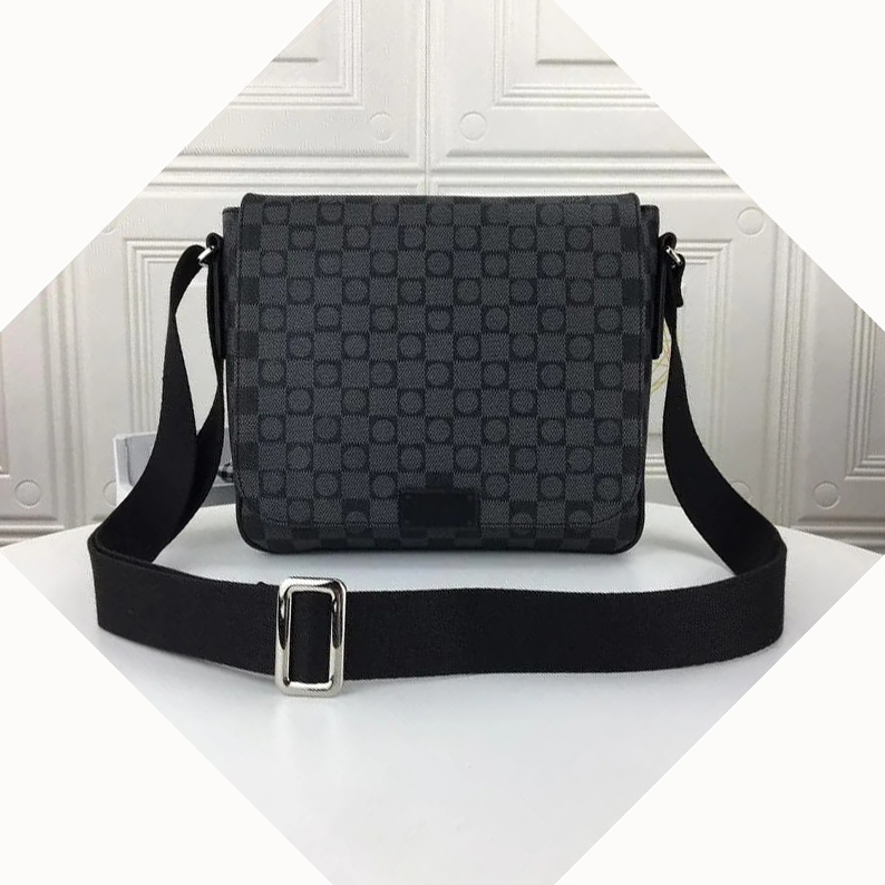 men Messenger Bag Black plaid Canvas Mens Designer Leather Shoulder Bags Man Luxurys Designers Cross Body Purses Wallet Flap shoulder sling office bag
men Messenger Bag Black plaid Canvas Mens Designer Leather Shoulder Bags Man Luxurys Designers Cross Body Purses Wallet Flap shoulder sling office bag