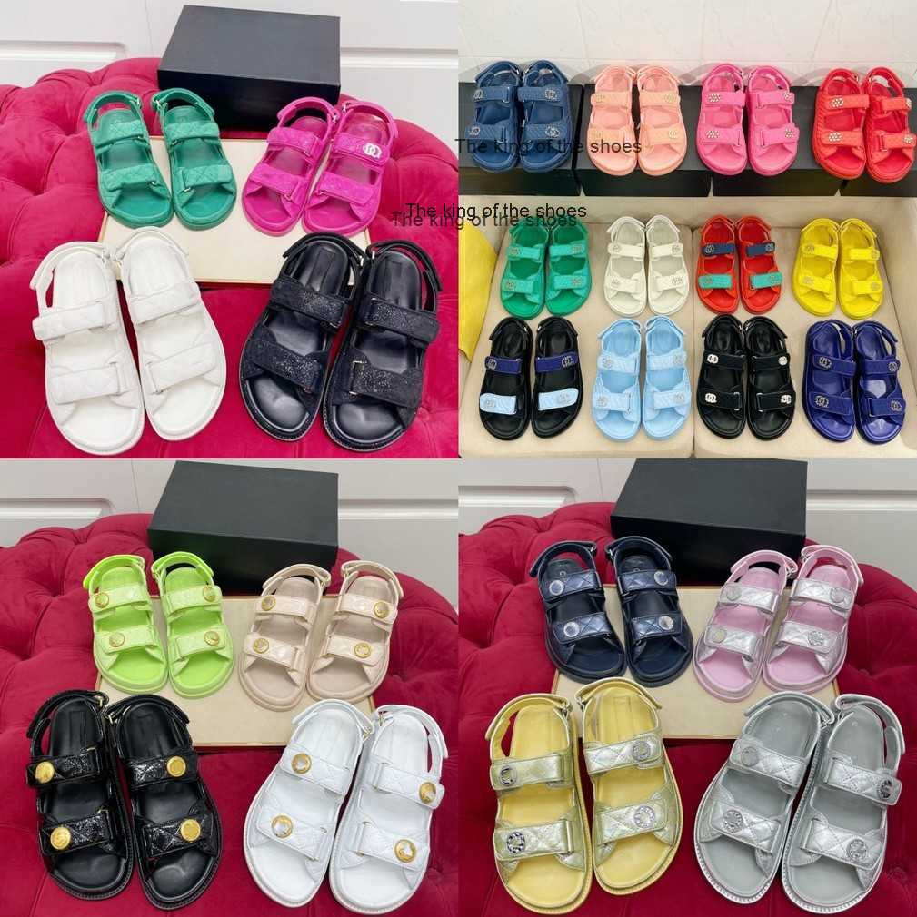 slippers22S Knit Dad sandals Real leather quilted Gate Sandal women designer slippers Mule Strap flat platform slides luxury caviar gold silver, Rgsch-3 35-40
slippers22S Knit Dad sandals Real leather quilted Gate Sandal women designer slippers Mule Strap flat platform slides luxury caviar gold silver, Rgsch-3 35-40