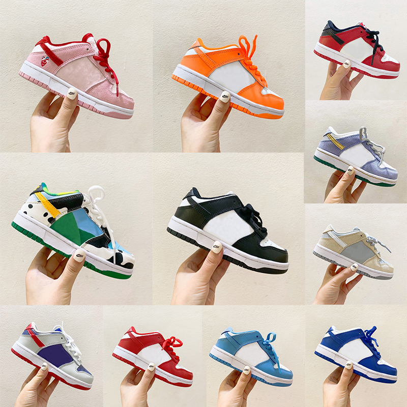 2023 Designer Dunks lows Kids Shoes Athletic Outdoor Sports sb low dunke Girls boys baby sneakers Triple Pink Blue Chunky Panda Trainers kid shoe children Size 26-35
2023 Designer Dunks lows Kids Shoes Athletic Outdoor Sports sb low dunke Girls boys baby sneakers Triple Pink Blue Chunky Panda Trainers kid shoe children Size 26-35