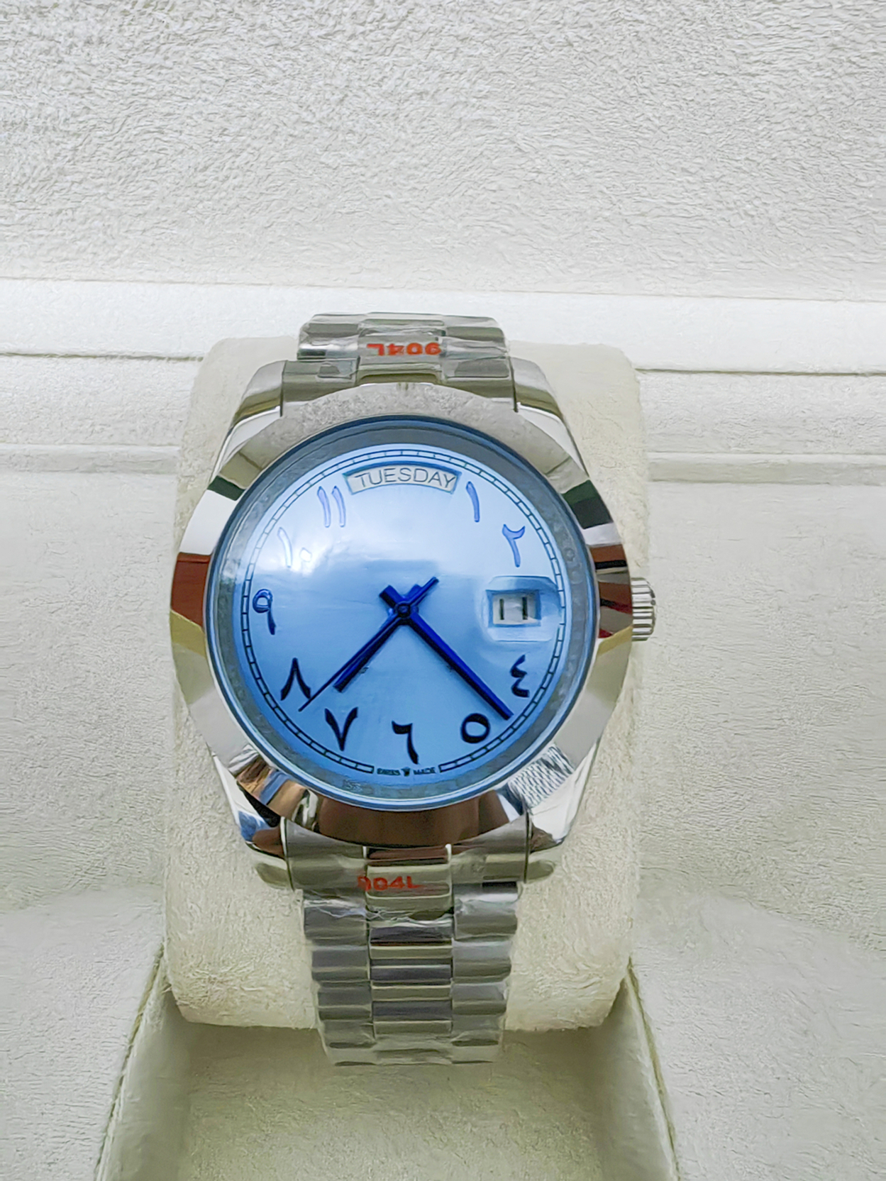 With original box Mens Watch Factory 228206 Platinum 40mm Day-Date Ice Blue Arabic Rare Dial Automatic Fashion Men's Watch Folding Mechanical Watches, Style 5 original box+watch
With original box Mens Watch Factory 228206 Platinum 40mm Day-Date Ice Blue Arabic Rare Dial Automatic Fashion Men's Watch Folding Mechanical Watches, Style 5 original box+watch