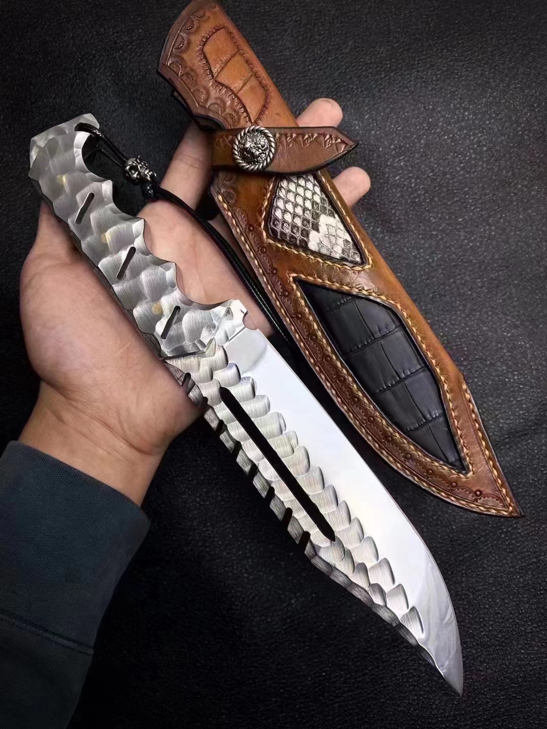 2022 Ice soul TANK Fixed Blade Knife Kitchen Knives Rescue Utility EDC Tools
2022 Ice soul TANK Fixed Blade Knife Kitchen Knives Rescue Utility EDC Tools